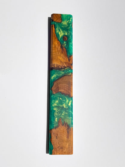 Magnetic Knife Holder For Wall - Resin and Cured Wood